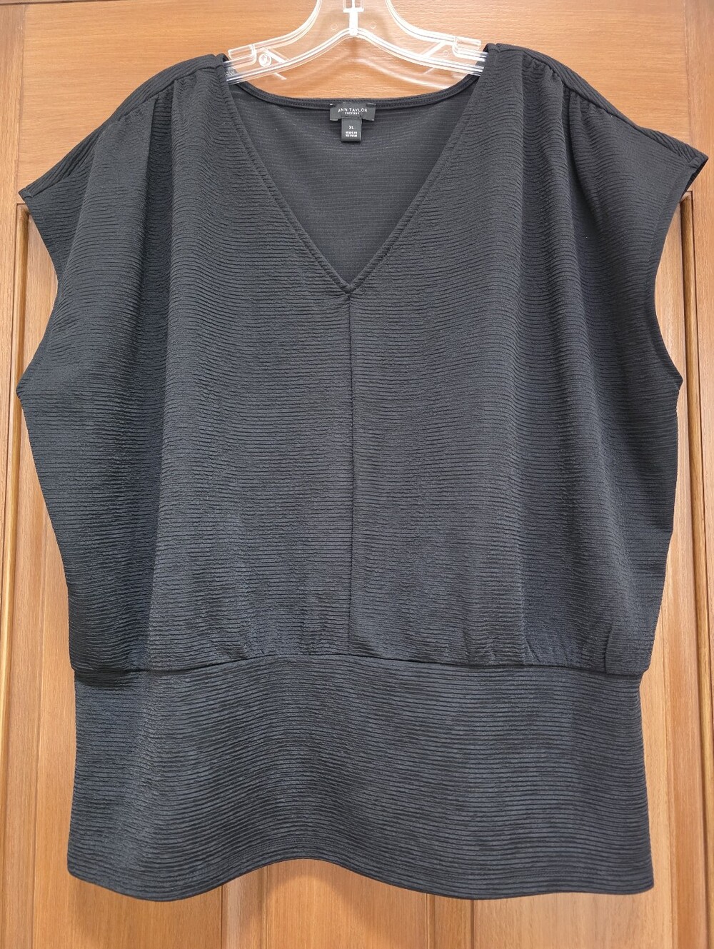 Ann Taylor Factory V Neck Top SZ XL